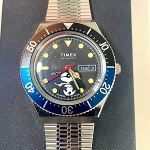 Timex M79 Automatic X - Peanuts Snoopy Masked
